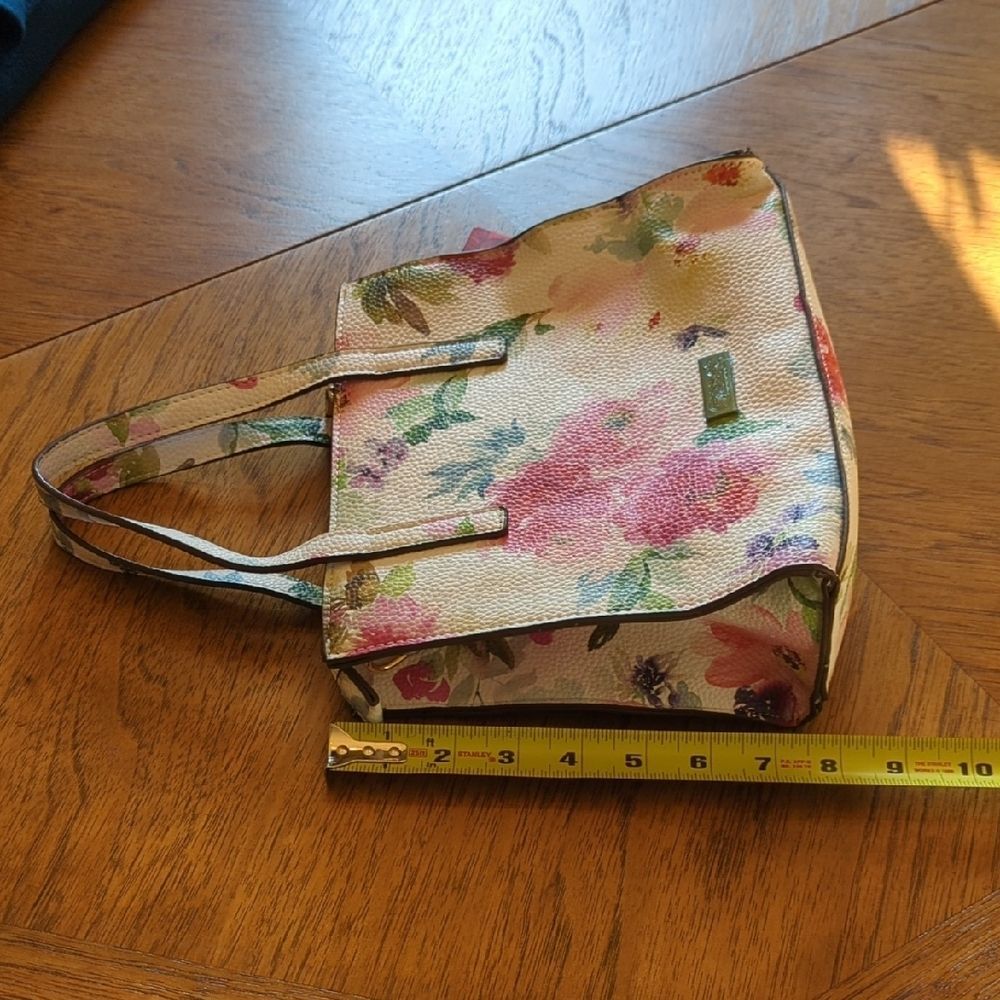NWT Carlos Santa Floral Medium Purse Crossbody Bag - Picture 6 of 11